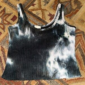 “Heart & Hips” Large tie dye crop top